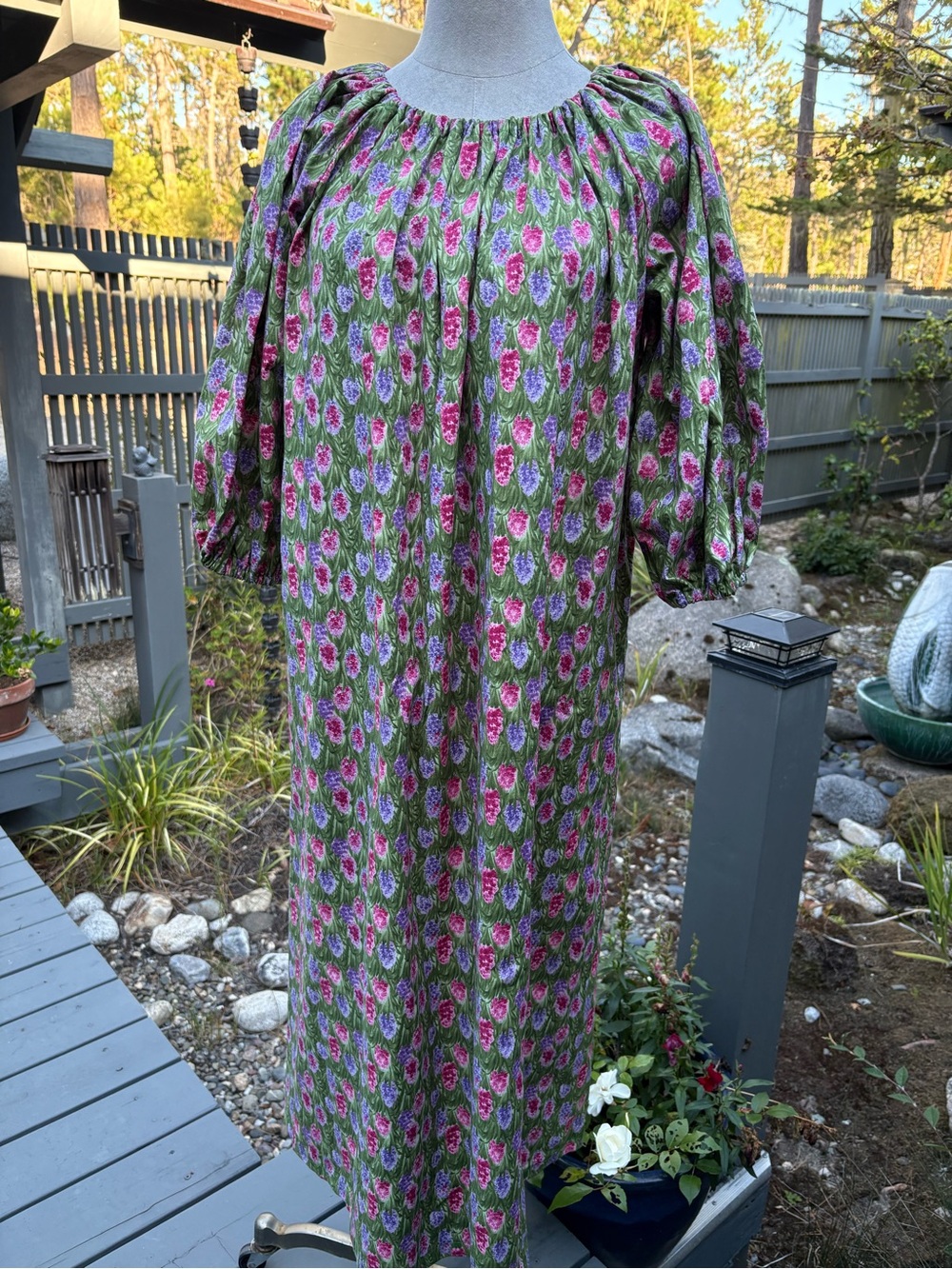 French Country Floral Green & Pink Puff-Sleeve Midi Dress